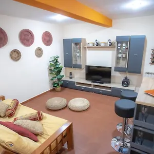 Appartamento Homehouse Serpenti - Colosseum - Rione Monti, Roma