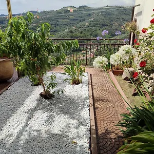 La Casa Di Nonna Mary , Diano Castello Italia